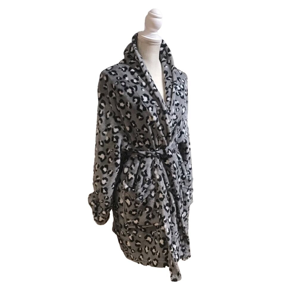 Just Be Plush Short Robe
